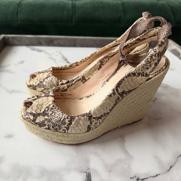 NEW Coach Maritza Snakeskin Leather Espadrille Wedges Size 7 - Picture 4 of 8